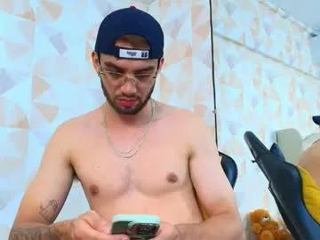 michael_magno from Chaturbate is Freechat