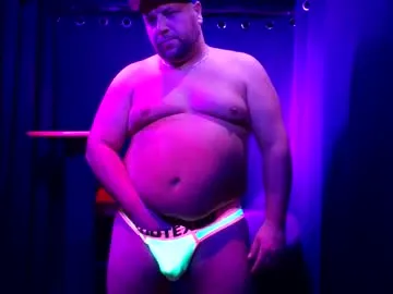 Mickdollz from Chaturbate