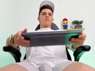 mikecooper_ from Chaturbate is Freechat