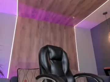 Mileycruz_ from Chaturbate