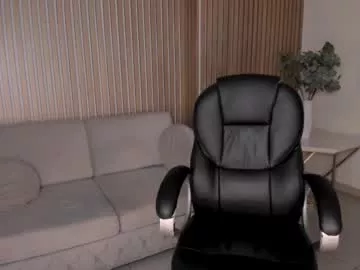 Mileycruz_ from Chaturbate