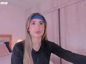 missjuliaa_ from Chaturbate