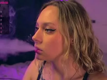 Misskrissysubspace from Chaturbate