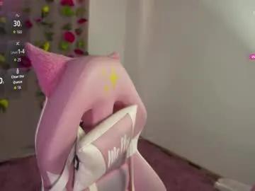 mollysb_05 from Chaturbate