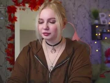 moon_valkyriie from Chaturbate is Freechat