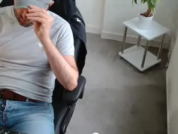 Mr_matthew_me from Chaturbate