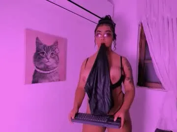 nahomy_hancook from Chaturbate is Freechat