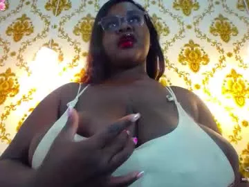 Nahybig_boobs from Chaturbate