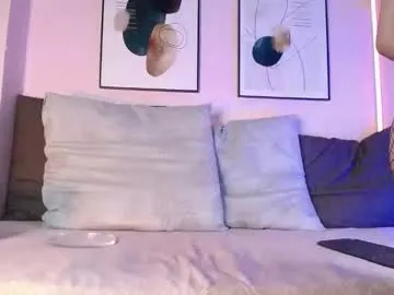 Naia_xo from Chaturbate