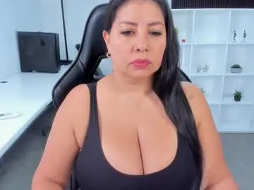 natural_bigboobs from Chaturbate is Freechat