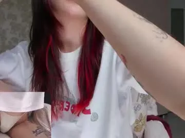 Ohmygoddestkimmy from Chaturbate