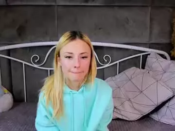 Polly_milles from Chaturbate