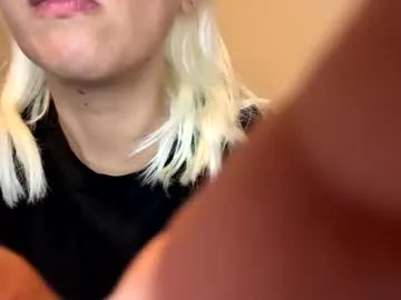 Prettybabypetite from Chaturbate