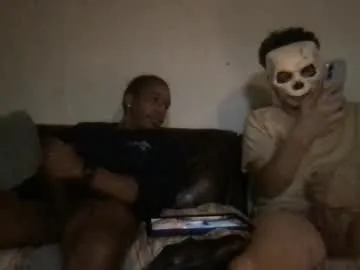 ricosuavetusaves from Chaturbate is Freechat