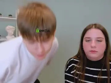 rina_glow from Chaturbate is Freechat