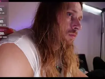 Rusbigpaul from Chaturbate