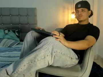 Samxx_muscle from Chaturbate