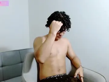 Samxx_muscle from Chaturbate