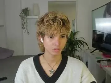 santy_kitty from Chaturbate is Freechat