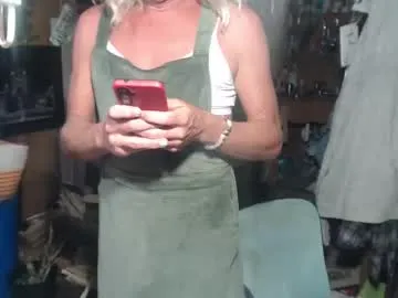 sarahhampton from Chaturbate is Freechat