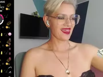 Girls: try live performances with matured performers, from dancing to quirks, in a variety of beautiful sex cams.