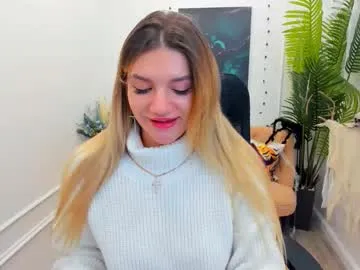 Selenaemoore from Chaturbate