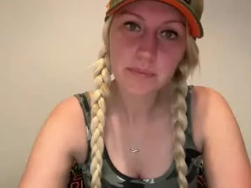 Smexxii93 from Chaturbate