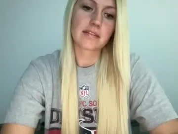 Smexxii93 from Chaturbate