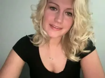 Smexxii93 from Chaturbate