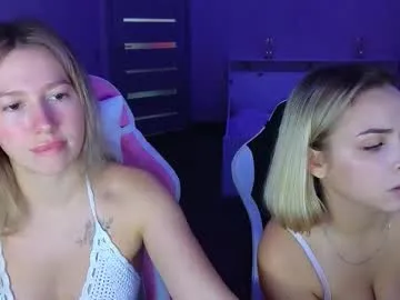 stefany_and_bettany from Chaturbate is Freechat