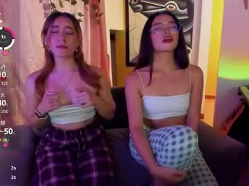 Girls: try live performances with matured performers, from dancing to quirks, in a variety of beautiful sex cams.