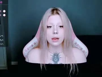 Succubus_leslie from Chaturbate
