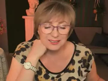 Sugarvi from Chaturbate