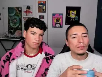 Sweet_boys_xx from Chaturbate