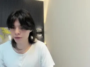 sylasfrost from Chaturbate is Freechat