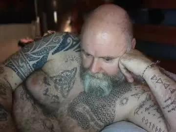 tattooeddilf01 from Chaturbate