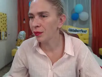 Tessadaybreak from Chaturbate