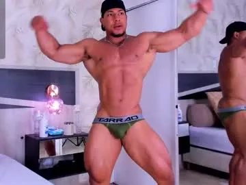 travis_lenox_ from Chaturbate is Freechat