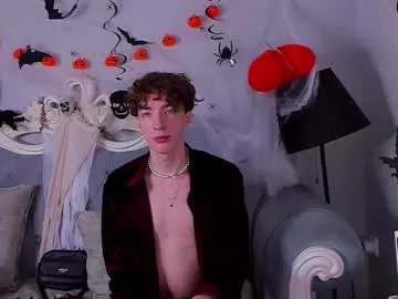 Trevorbenson from Chaturbate