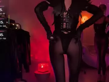 Girls: try live performances with matured performers, from dancing to quirks, in a variety of beautiful sex cams.