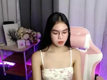 Urpretty_nix from Chaturbate