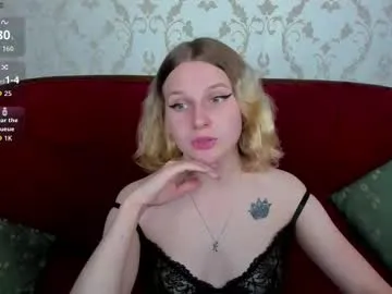 Velvet_peach_ from Chaturbate