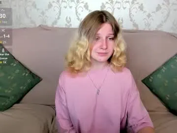 Velvet_peach_ from Chaturbate