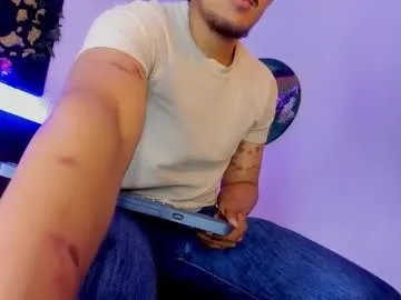 x_heros_x from Chaturbate is Freechat