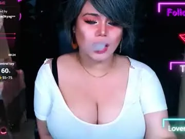 xhugeharleyselfsuckerx from Chaturbate is Freechat