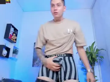 Yeiko_romero_ from Chaturbate