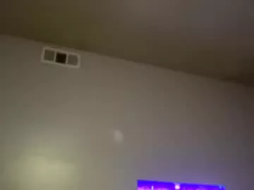 Yelladaniella from Chaturbate