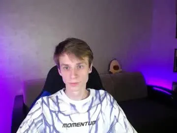 Yes_cute_boy_ from Chaturbate