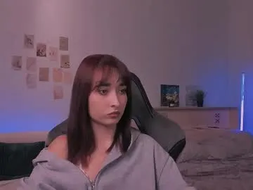 yourjullymoon from Chaturbate is Freechat