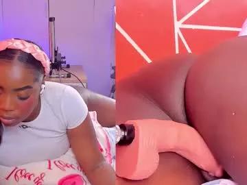 zoeethompson_cm from Chaturbate